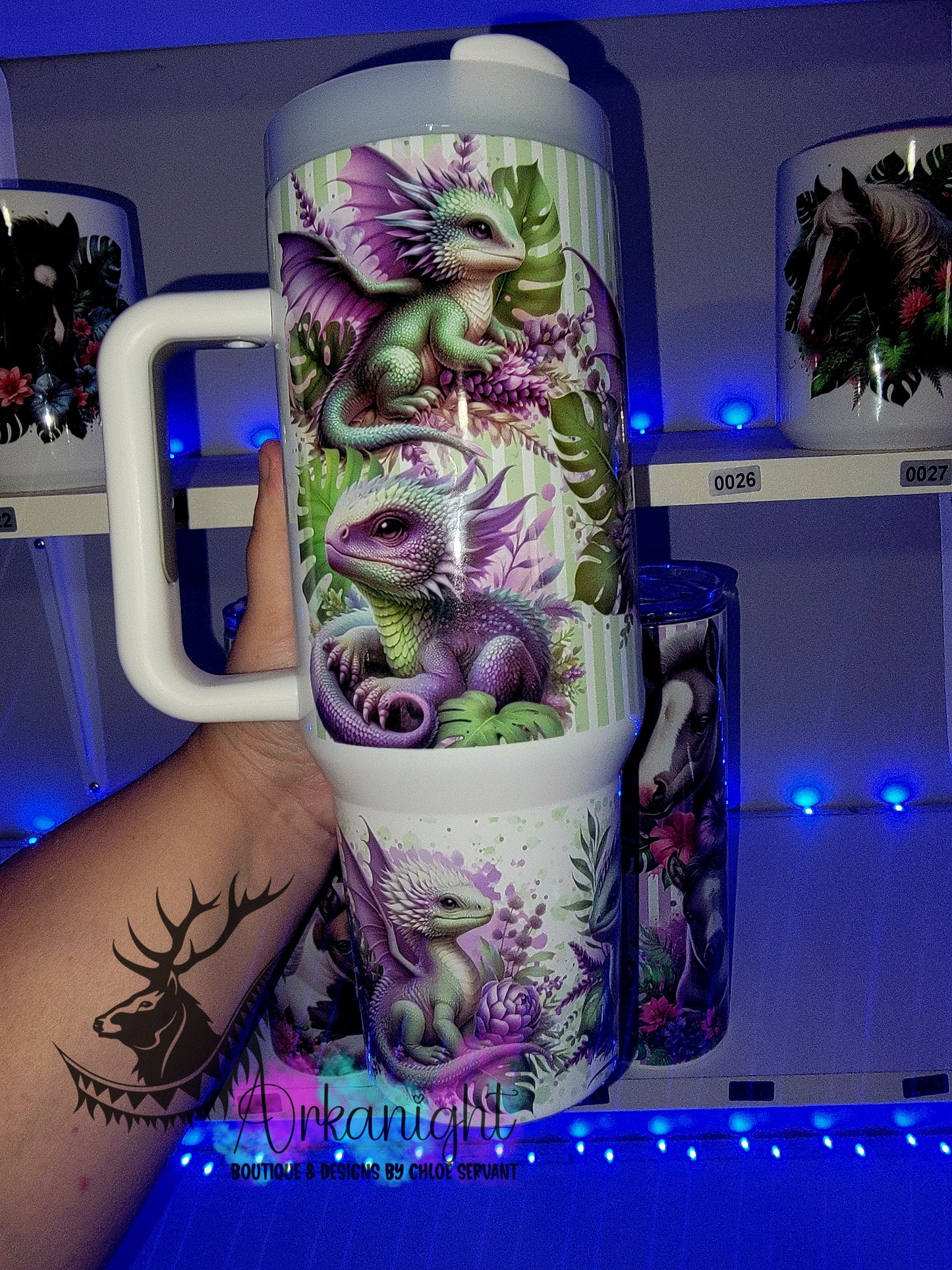 Gourde 40 oz sur commande - Collection Monstera & Bébé Dragon - Sauge & Lilas