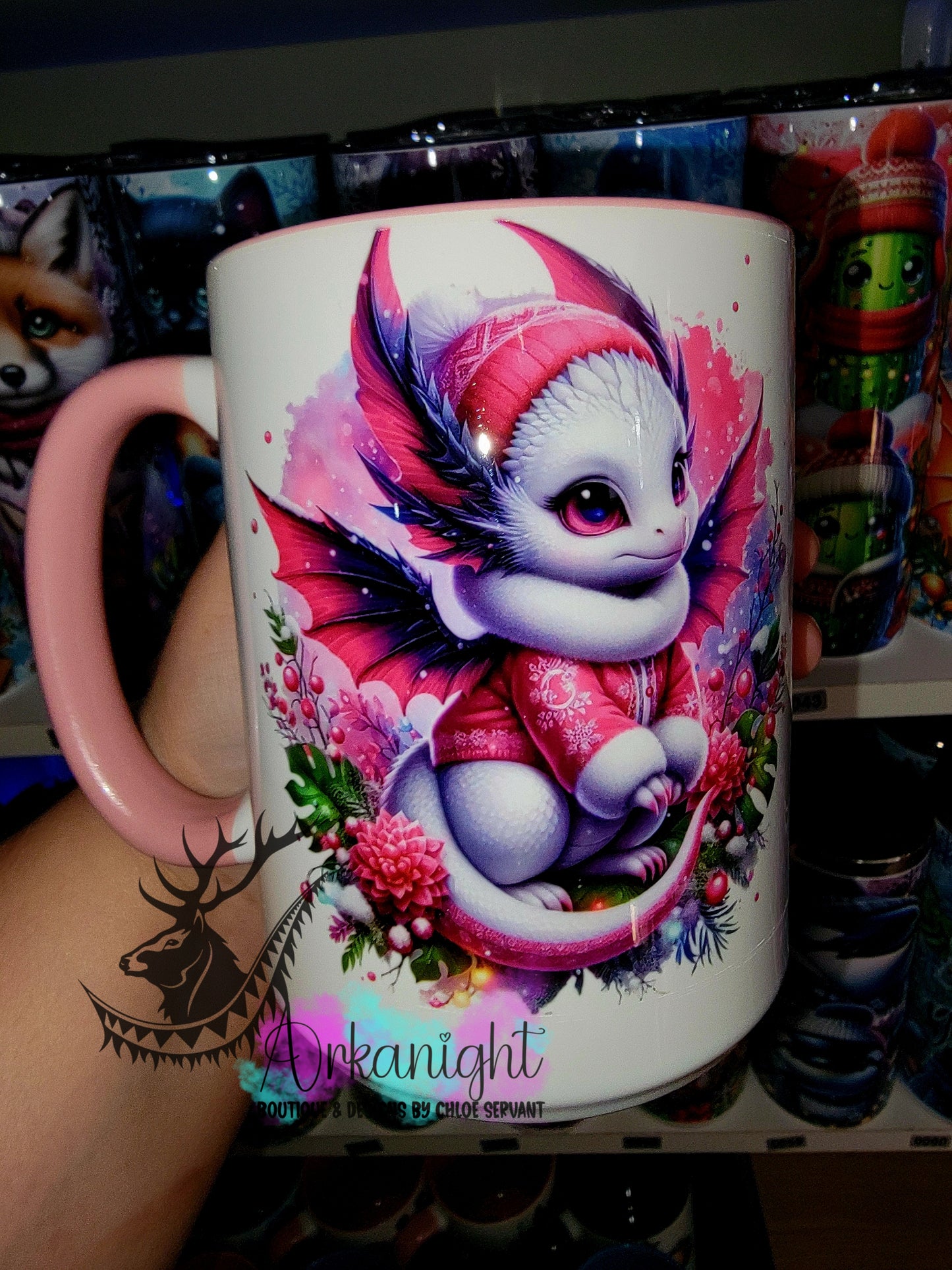 Tasse en céramique sur commande - Collection Hiver 2025 - Dragon Blanc, Noir & Rose Fluot