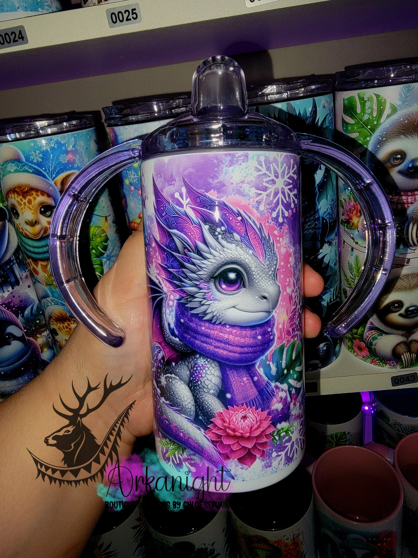 Gourde - Biberon Évolutif sur commande - Collection Hiver 2025 - Dragon Gris/Mauve Néon