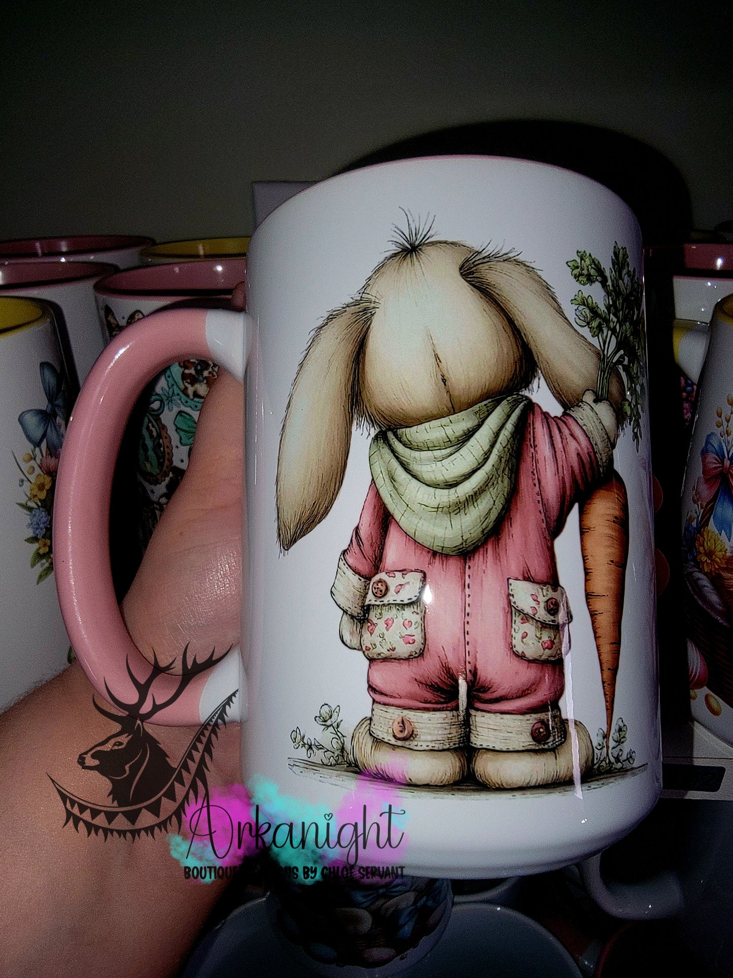Tasse en céramique sur commande - Collection Pâques 2026 - Vintage - Lapin de dos
