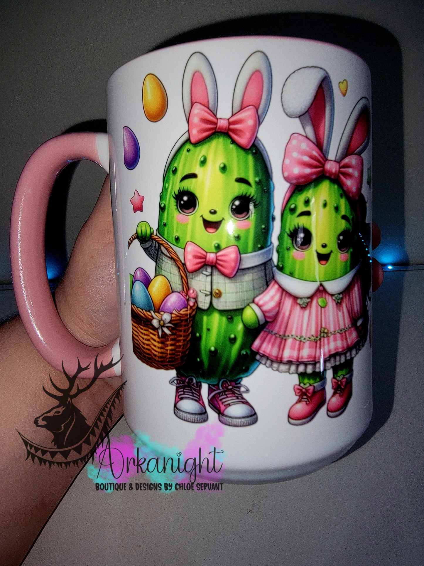 Tasse en céramique sur commande - Collection Pâques 2026 - Cornichons - Couple Rose