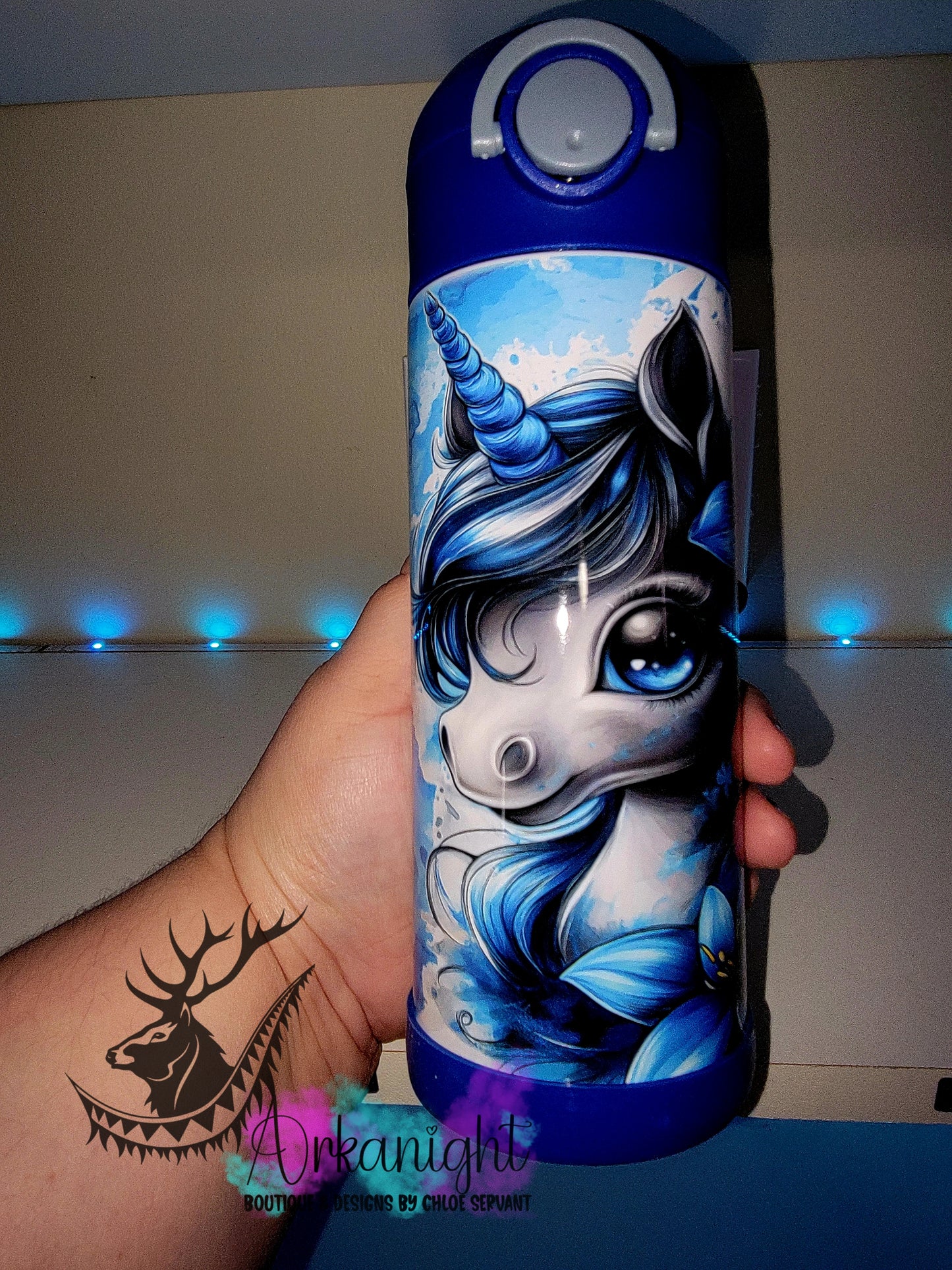 Gourde pour enfant - Sur Commande - Collection Realism Été 2026 - Licorne Grise & Bleu & noir