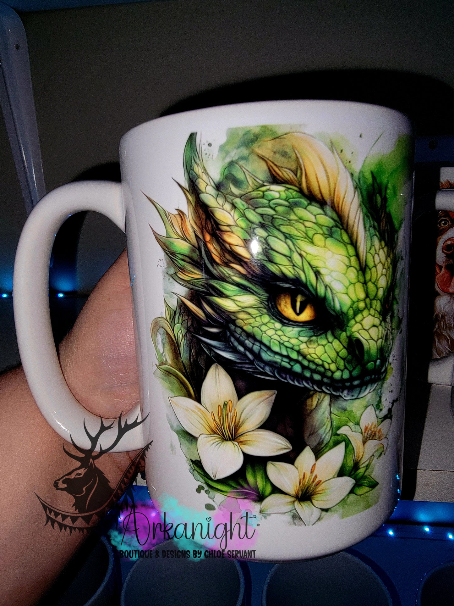 Tasse en céramique sur commande - Collection Fantaisie 2026 - Dragon - Noir & Teintes de verts