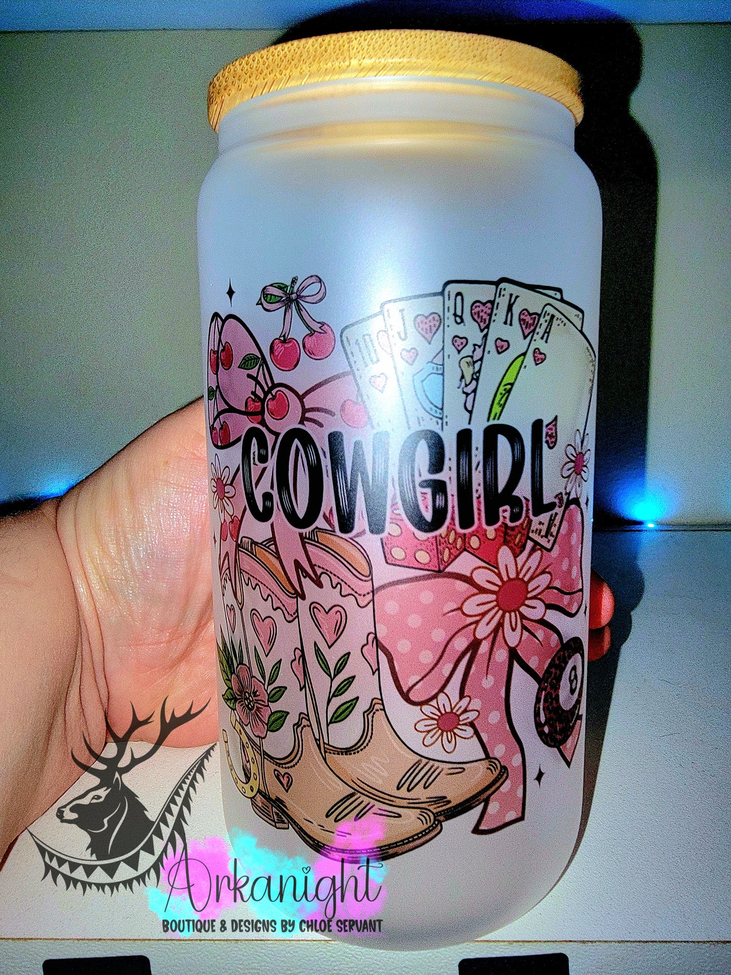 Verre en vitre givré 16oz & Couvercle en Bambou - Collection Western 2026 - Cowgirl Game