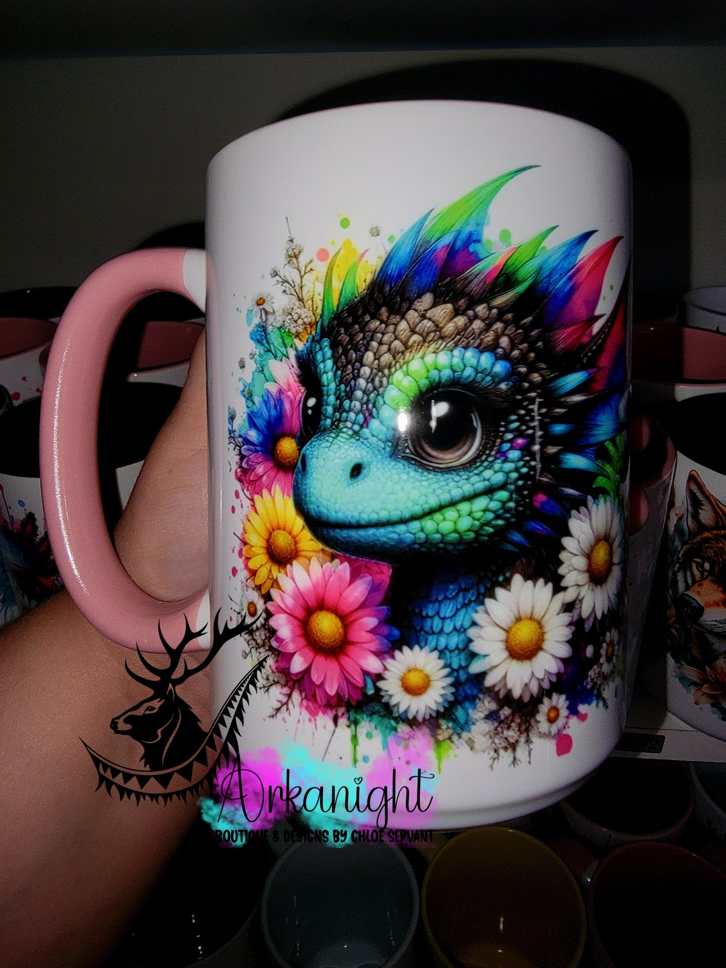 Tasse en céramique sur commande - Collection Vivid Colors & Flowers - Dragon - Noir & Turquoise