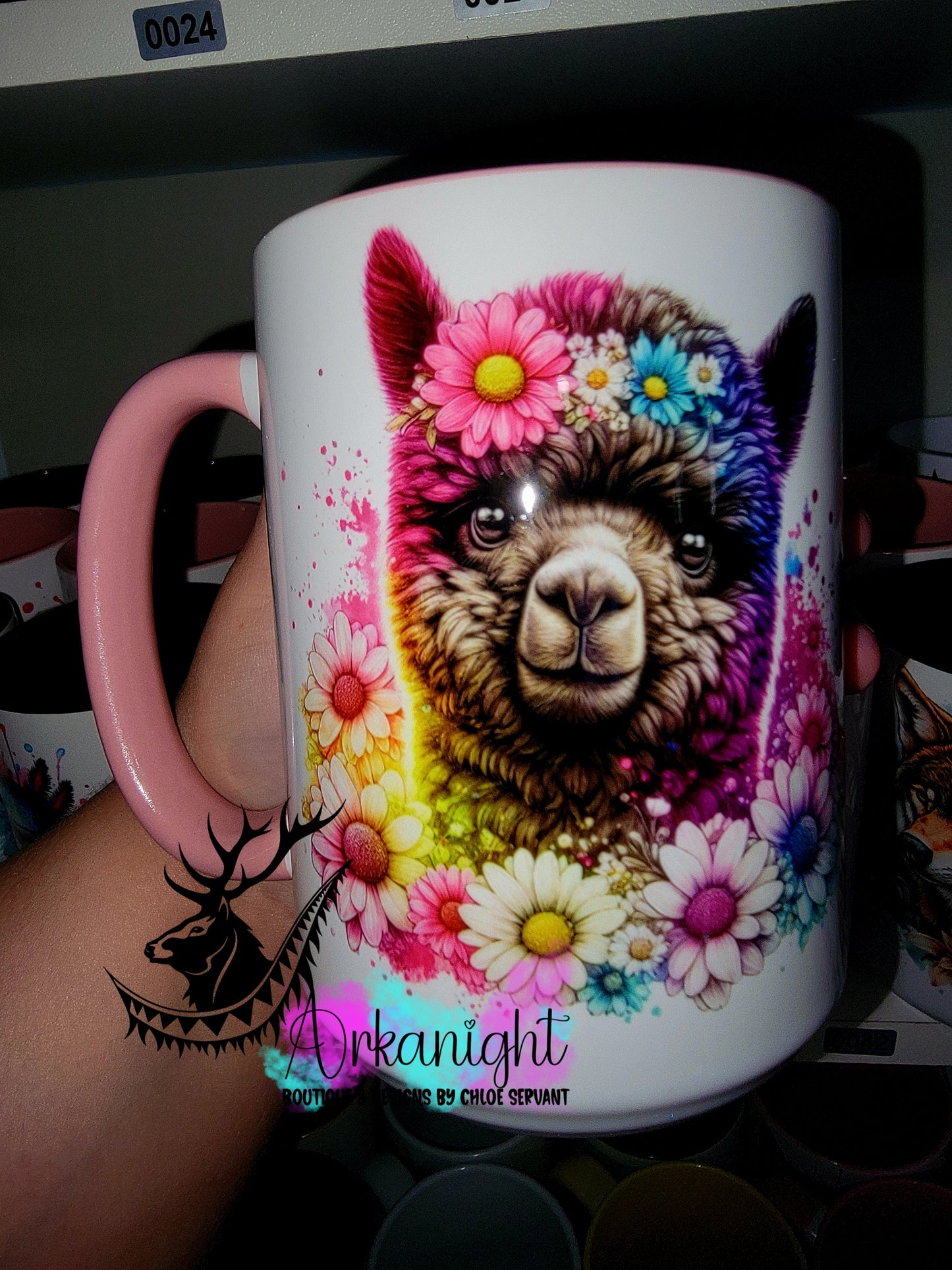 Tasse en céramique sur commande - Collection Vivid Color's & Flower's - Animaux - Alpaga