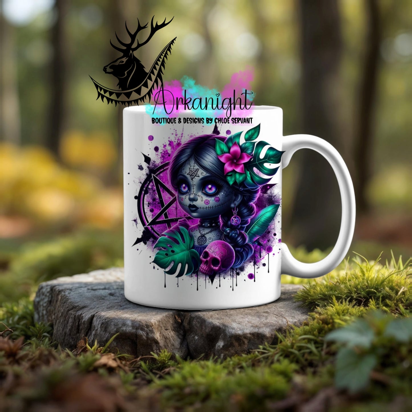 Numérique - Tasse en céramique - Collection Halloween & Witchy ♡ Voodo Girl