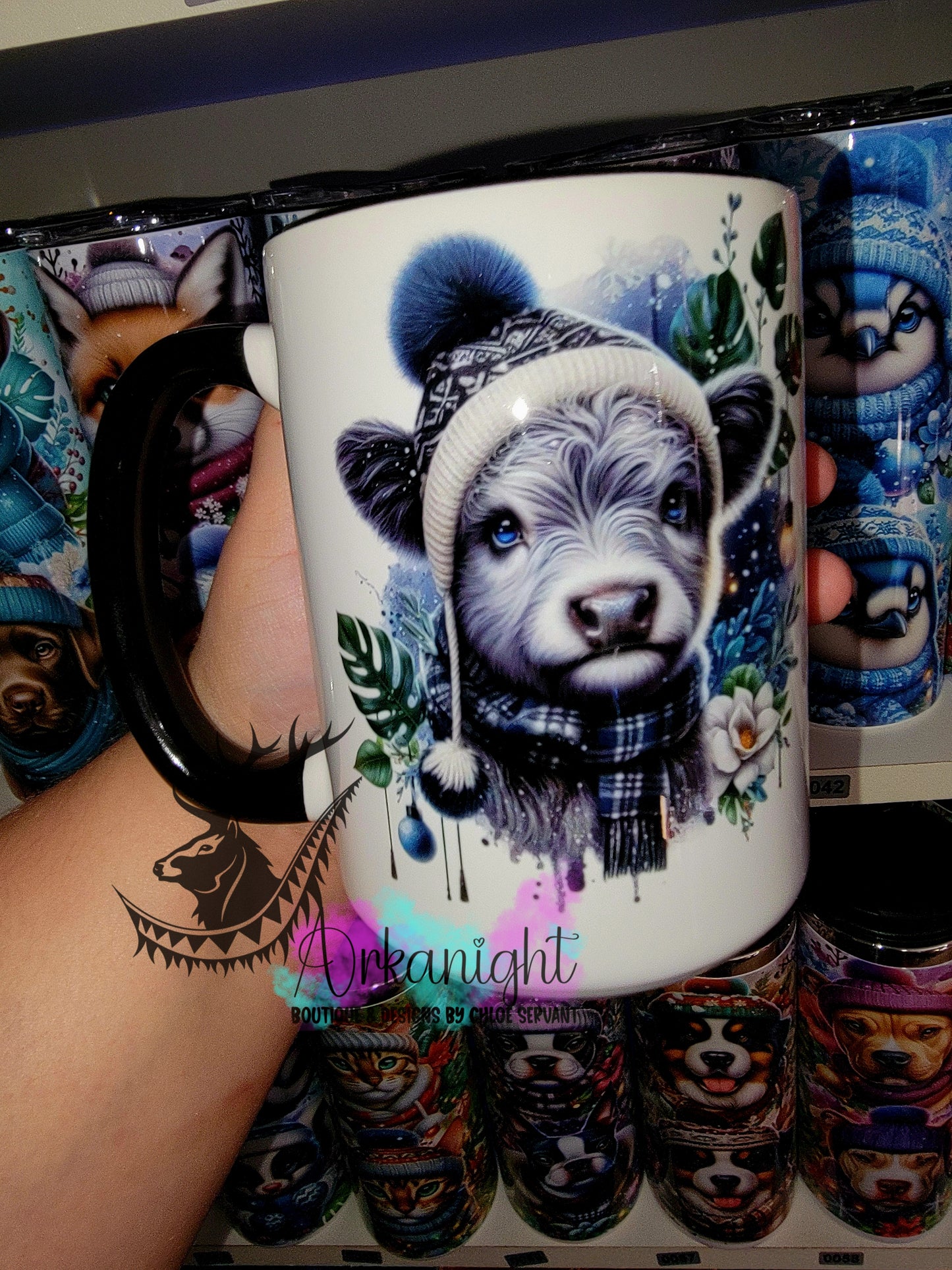 Tasse en céramique sur commande - Collection Hiver 2025 - Vache Highland Grise & Noire