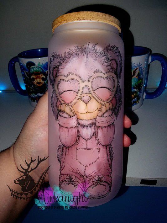 Verre en vitre givré 16oz & Couvercle en Bambou - Collection Saint-Valentin 2026 - Ourson Vintage Amoureux