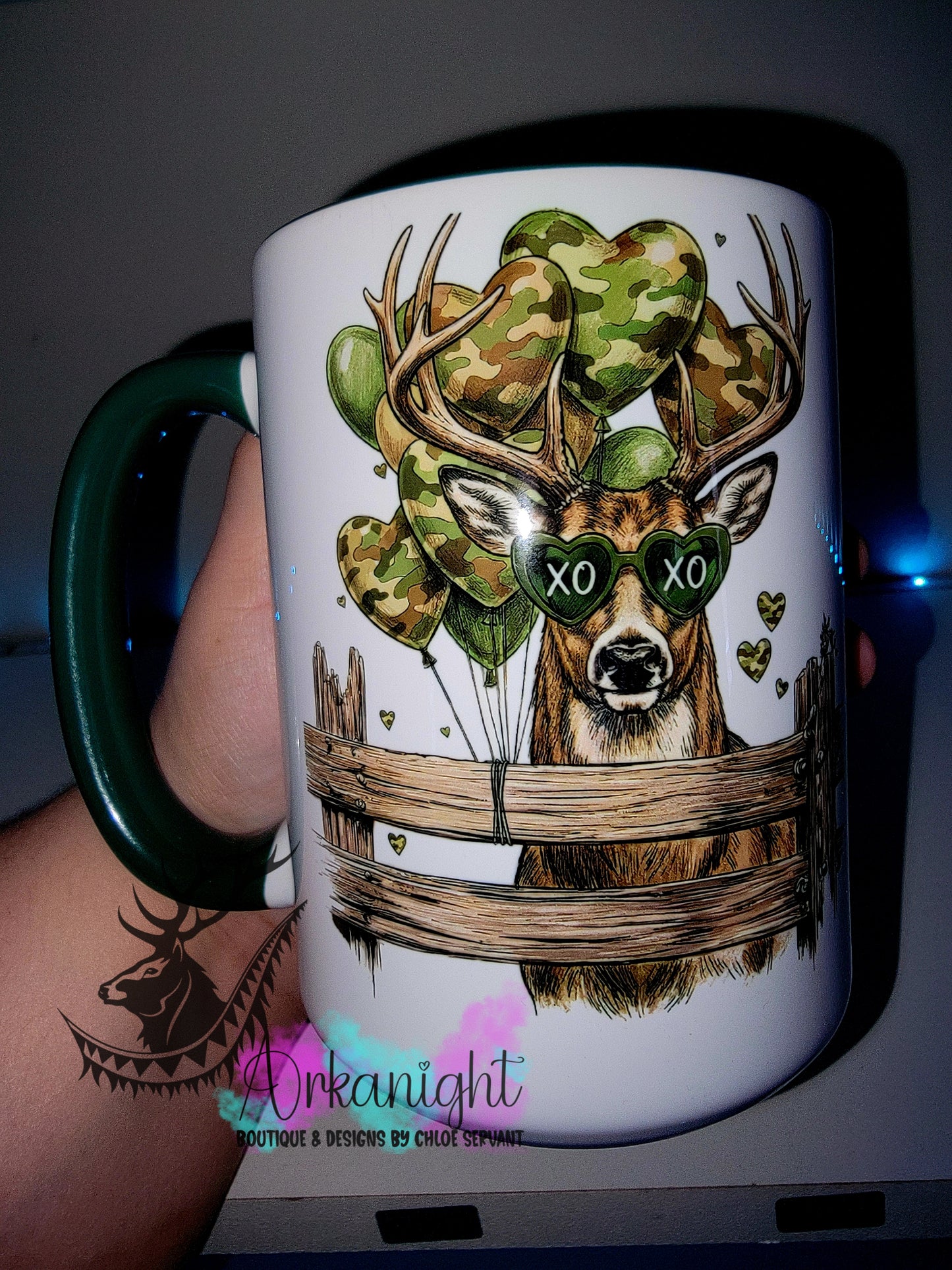 Tasse en céramique sur commande - Collection Saint-Valentin 2026 - Vintage - Love Camo Deer