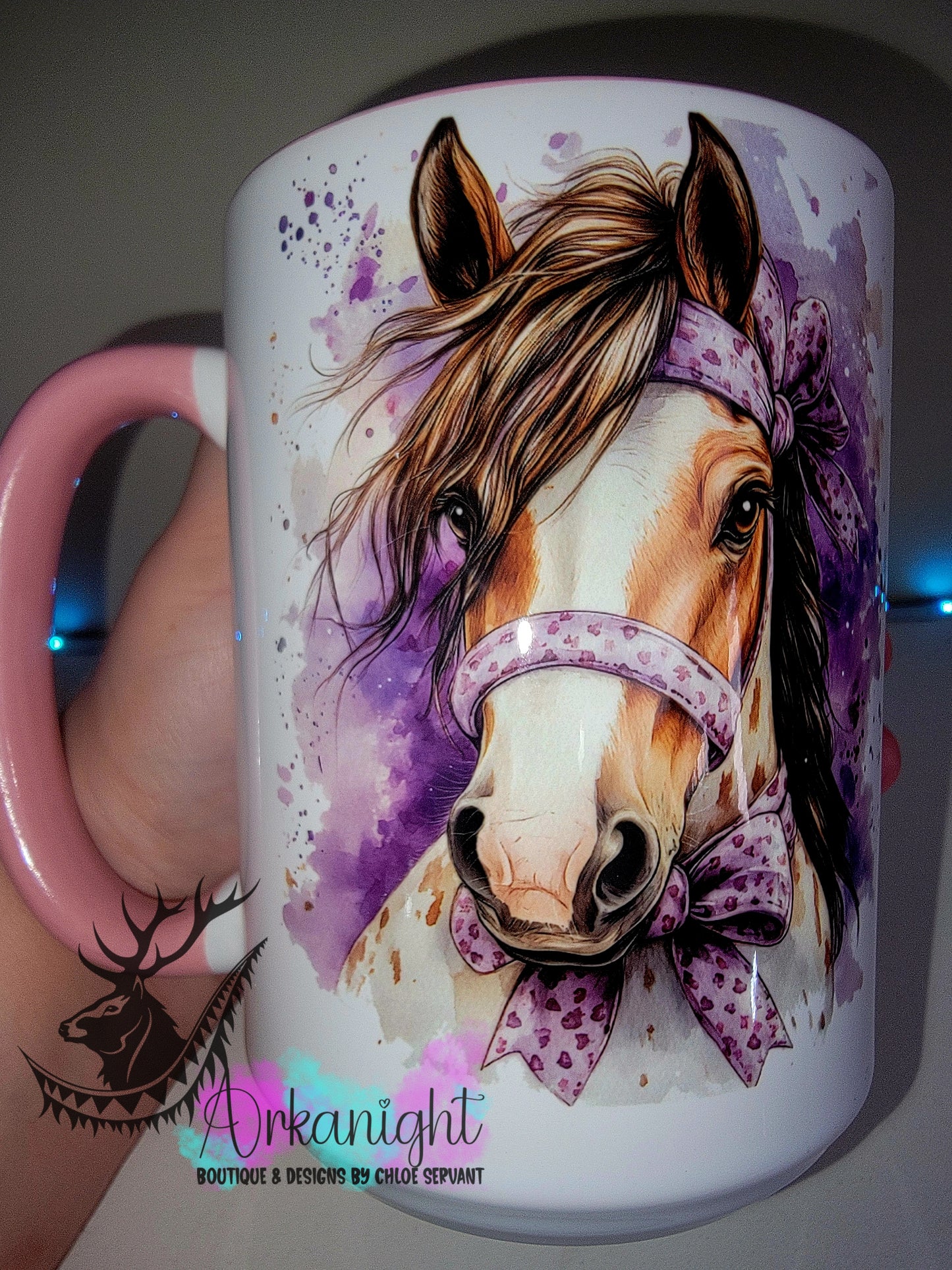 Tasse en céramique sur commande - Collection Watercolor Realism - Jument Appaloosa - Teinte de Mauve