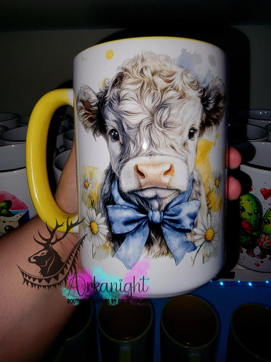 Tasse en céramique sur commande - Collection Western 2026 - Realism - Vache Highland Grise - Boucle Bleu