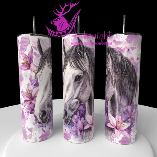 Gourde sur commande - Collection Western 2026 - Watercolor Realism - Cheval Gris - Teinte de Lilas- Lys