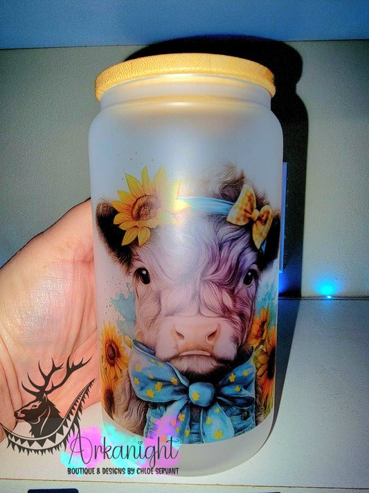 Verre en vitre givré 16oz & Couvercle en Bambou - Collection Western 2026 - Vache Highland Realism Grise - Sunflower