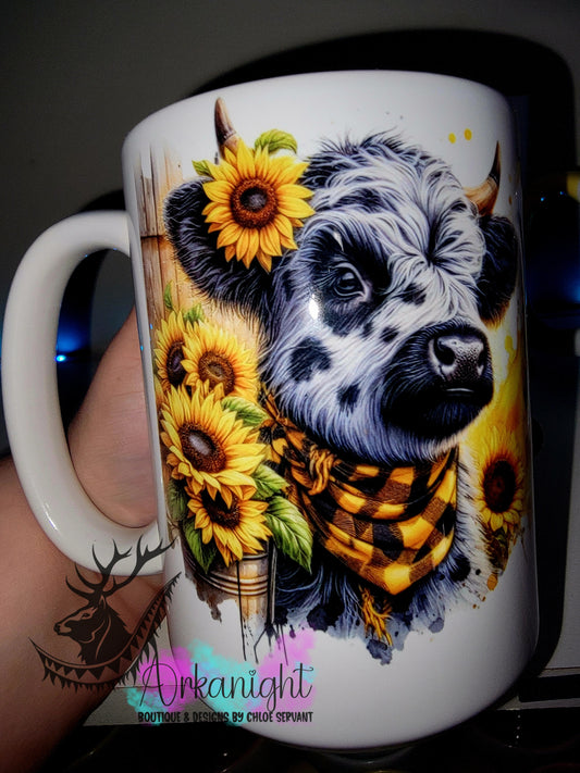 Tasse en céramique sur commande - Collection Western 2026 - Vache Highland Grise tachetée Noire