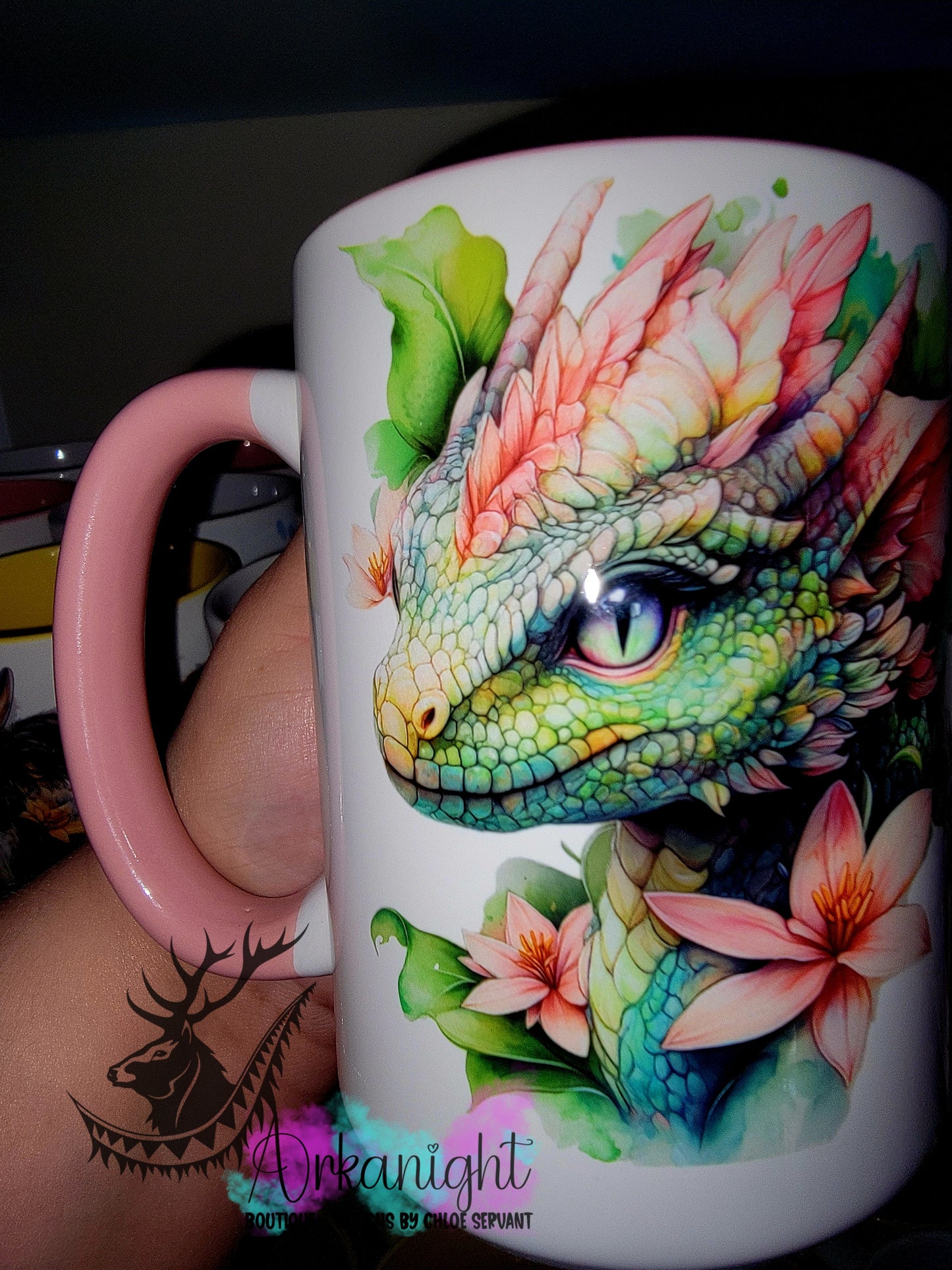 Tasse en céramique sur commande - Collection Fantaisie 2026 - Dragon - Vert Menthe & Pêche