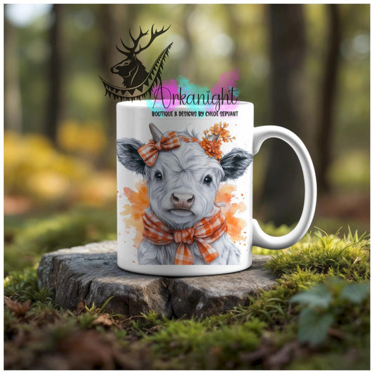 Numérique - Tasse en céramique - Western 2026 - Vache Highland Blanche & Grise - Teinte Orangé