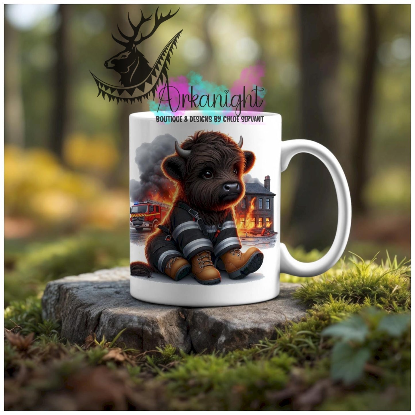 Numérique - Tasse en céramique - Collection Illustration Vache Métiers & Occupations - Vache Highland Brune Foncé - Pompier - 02