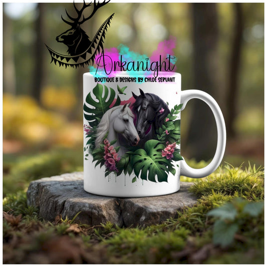 Numérique - Tasse en céramique - Collection Monstera & Animaux - Couple Chevaux - Noir & Blanc