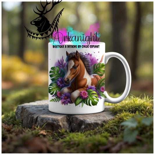 Numérique - Tasse en céramique - Collection Monstera & Animaux - Poulain Paint Horse - Brun & Blanc